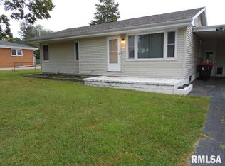5012 N Graceland Dr, Peoria, IL 61614