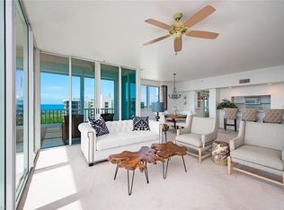 21 Bluebill Ave APT 1104, Naples, FL 34108