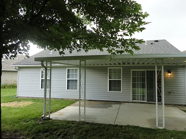 39 Mark Twain Ct — Photo 11