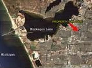 1443 5th St, Muskegon, MI 49441