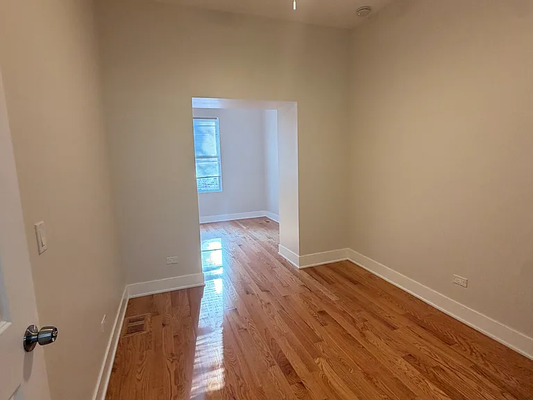 6350 S Champlain Ave #1 — Photo 9