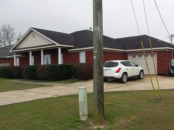 3rd image of 7579 Curtis Dr