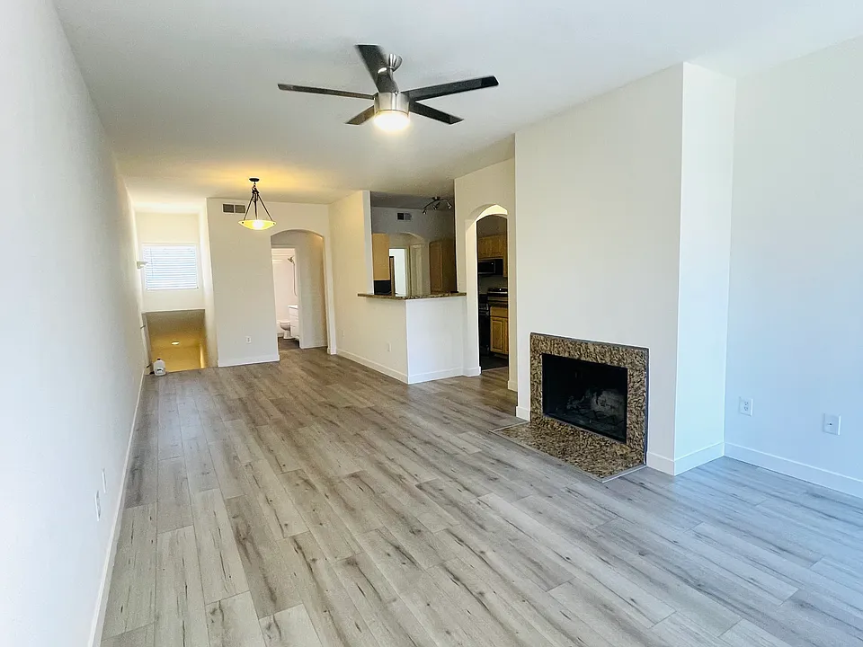 1411 E Orangewood Ave #205
