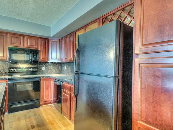 4th image of 601 W 11th Ave Unit A1013