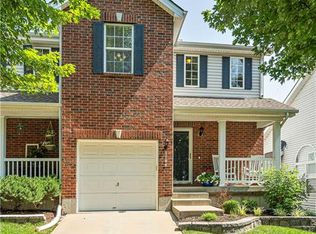 1108 SW Wysteria Dr, Lees Summit, MO 64082