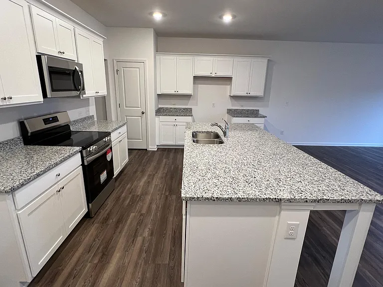 213 Banner Rd — Photo 4