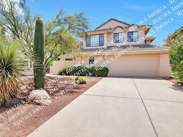 1150 W Masters Cir — Photo 2