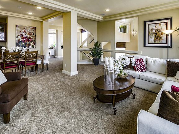 Expansive Loft Dining