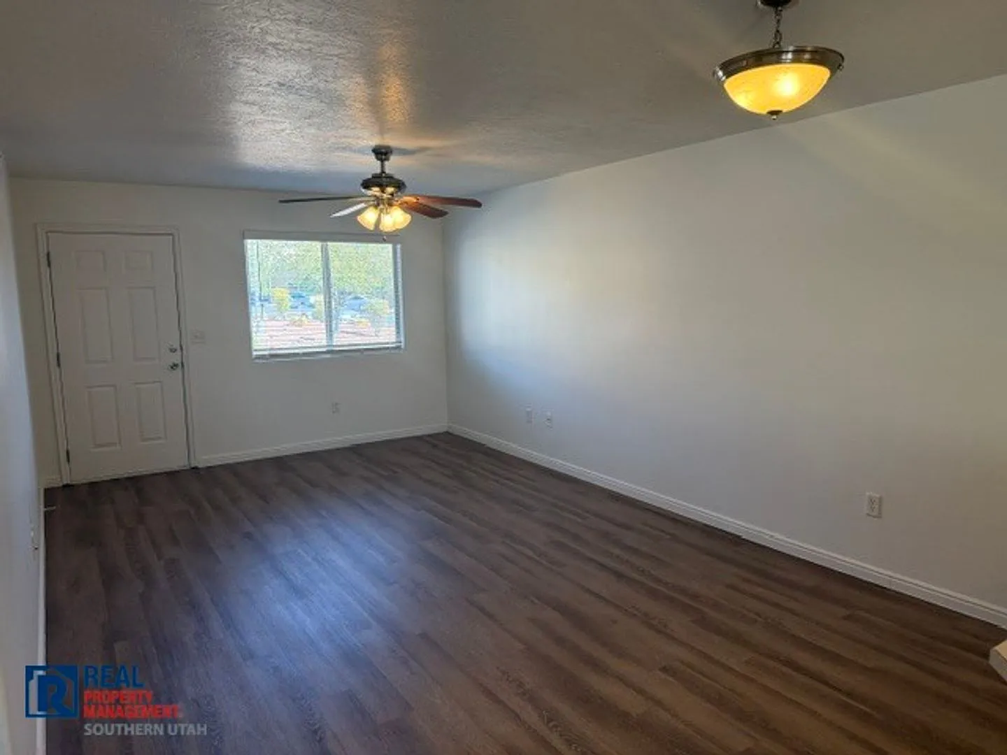 Hawk Hollow Townhouse — Photo 2