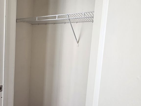 4th image of 314-22 Walnut St #503