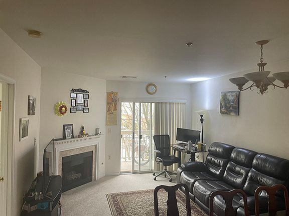 2nd image of 2204 Westcourt Ln APT 219