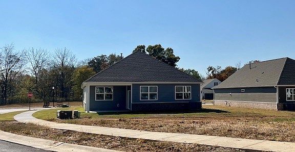 4th image of 6914 Japonica Ln