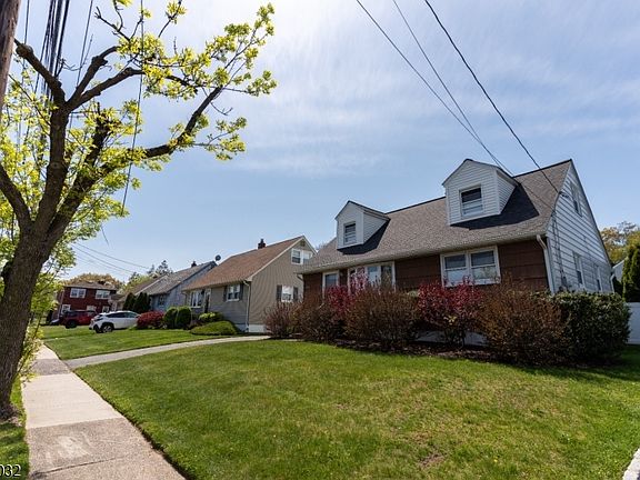 3rd image of 93 Brighton Rd