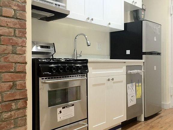 5th image of 110 Saint Marks Pl #11B