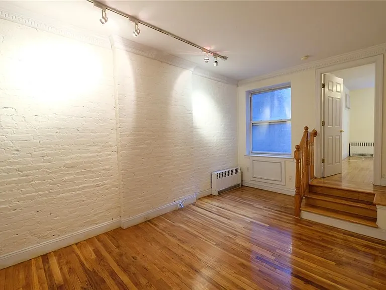 104 E 98th St #2A — Photo 3