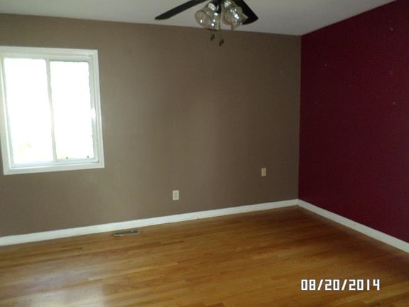 5th image of 101 Shelia Dr