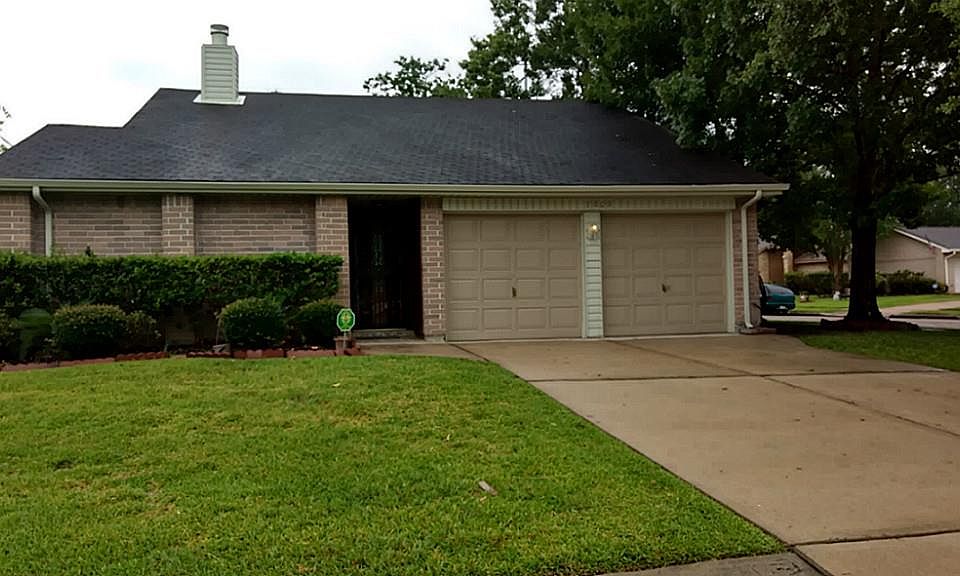1st image of 7606 Loro Linda Dr