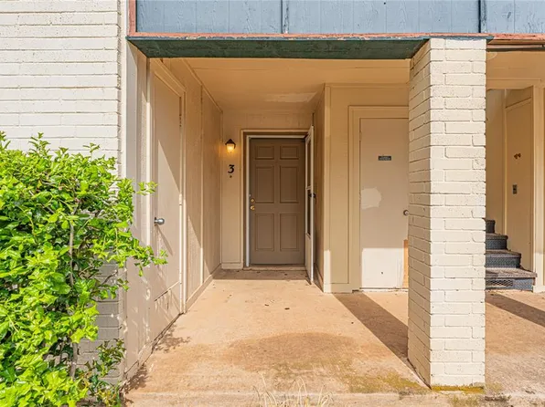 1717 E Lindsey St APT 3, Norman, OK 73071