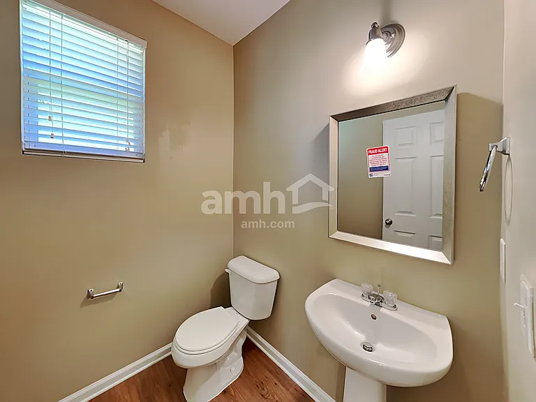 148 Bellfare Dr — Photo 8