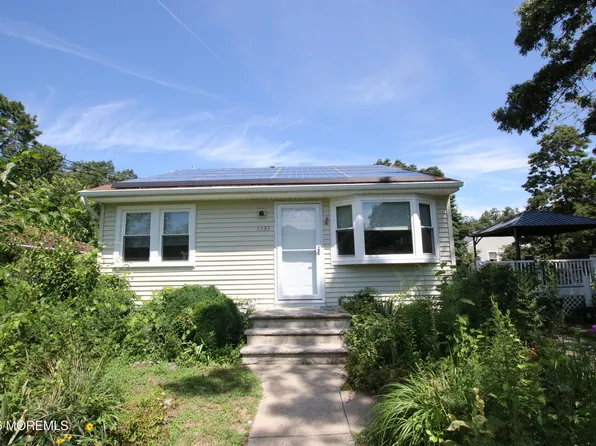 1333 3rd Avenue, Toms River, NJ 08757