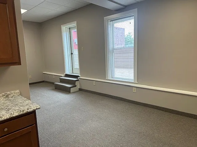 2 bed, 1053 sqft, $1,395 — Photo 2