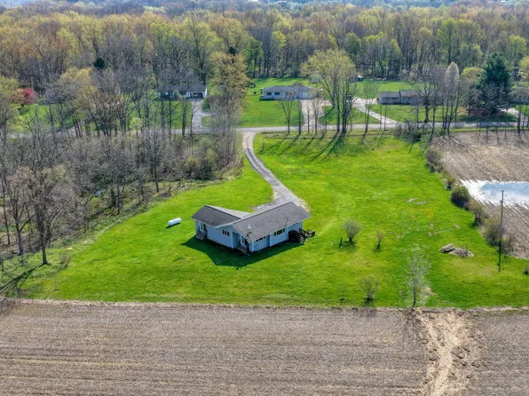 896 Fields Rd, Dansville, MI 48819