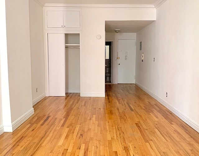 2nd image of 523 E 85th St APT 4C