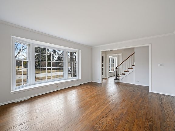4th image of 2018 Elmwood Ave