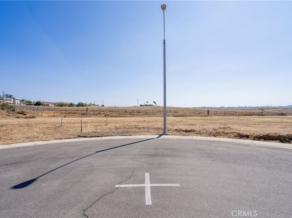 7955 Featherstone Ct #5, Riverside, CA 92506