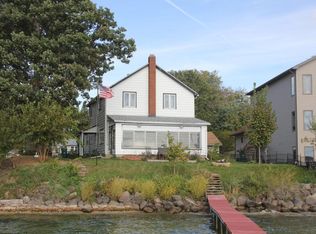 4503 Larson St, Mc Farland, WI 53558