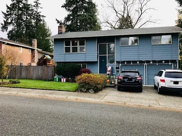 19412 30th Ave NE, Lake Forest Park, WA 98155