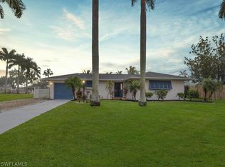 5253 Willow Ct, Cape Coral, FL 33904
