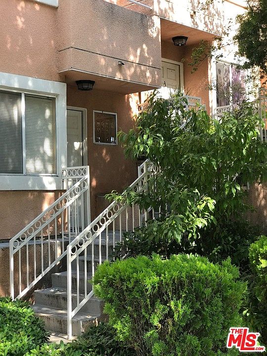 1st image of 21838 Saticoy St APT E