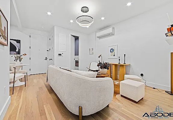 5th image of 158 Martense St #1E