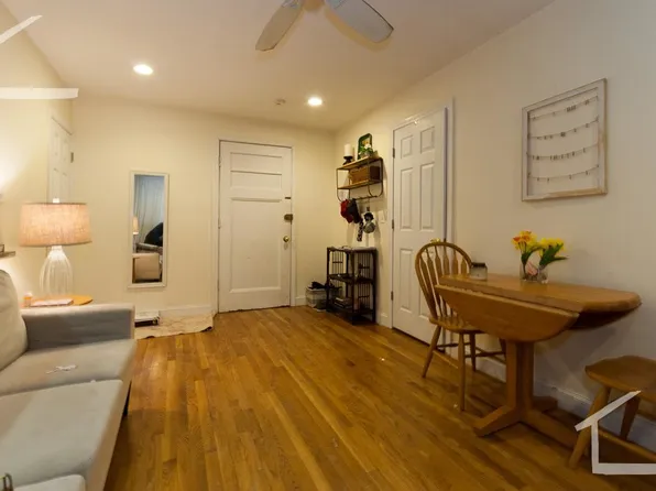 56 Egmont St APT 5, Brookline, MA 02446