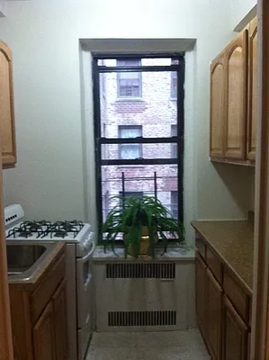 Rented by Luxor Homes & Investment Realty | media 33