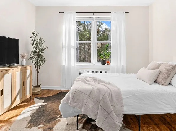 915 E 17th St APT 114, Brooklyn, NY 11230