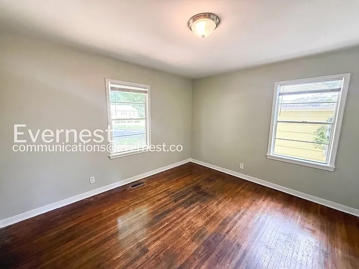 1536 17th St SW — Photo 7