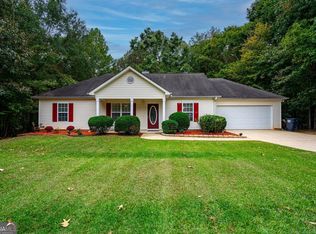 104 Woodstream Trl, Lagrange, GA 30240