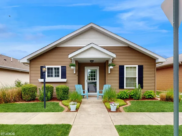 3714 Crosby Dr, Valparaiso, IN 46383