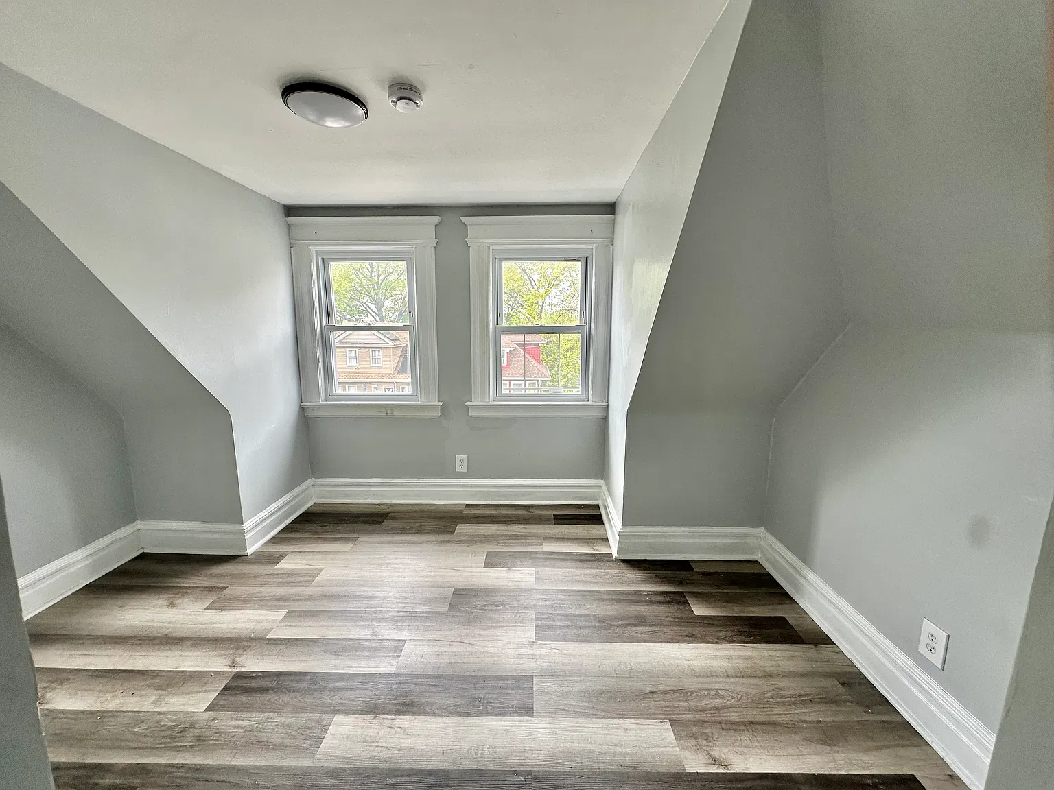 2 bed, 650 sqft, $1,650 — Photo 3