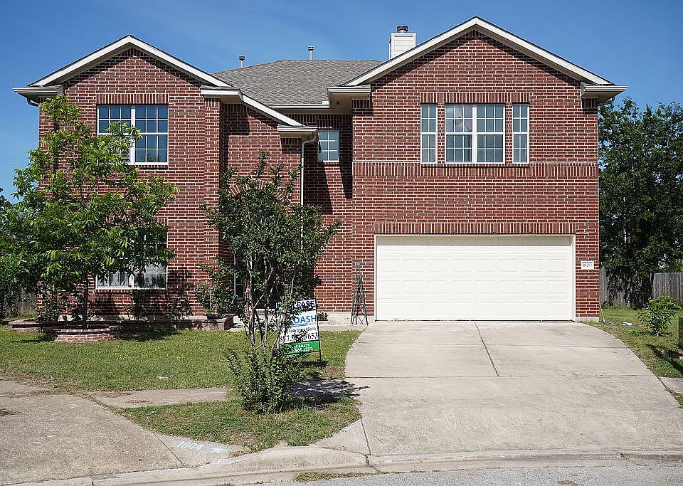 1st image of 1800 Rachel Ln