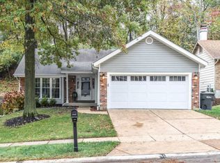 552 Woodlyn Xing, Ballwin, MO 63021
