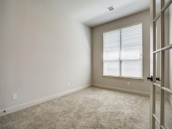 5th image of 408 Running Bear Ct