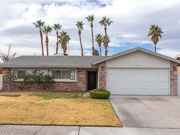 3rd image of 1708 Stoneybrook Dr