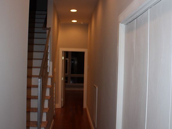3rd image of 1208 Crockett St #2-A