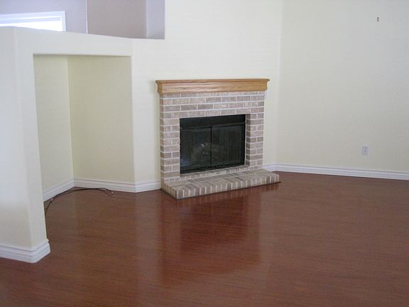 2nd image of 14908 Norfolk Cir