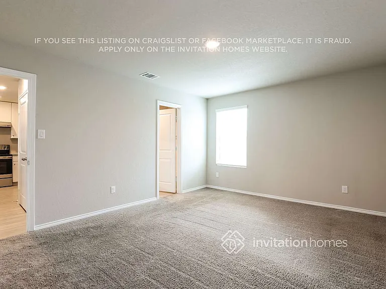 140 Hollywood Dr — Photo 9