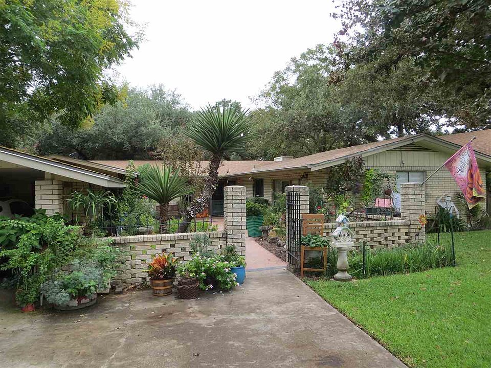 1st image of 312 Bluebird Cir