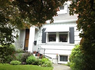 8052 18th Ave NE, Seattle, WA 98115